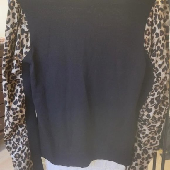 VERONICA BEARD LEOPARD SLEEVE SWEATER - Picture 2 of 5